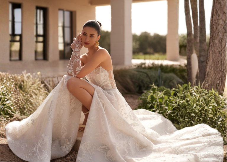 Suknia ślubna – więcej niż kreacja. Jaki jest sekret idealnej stylizacji?